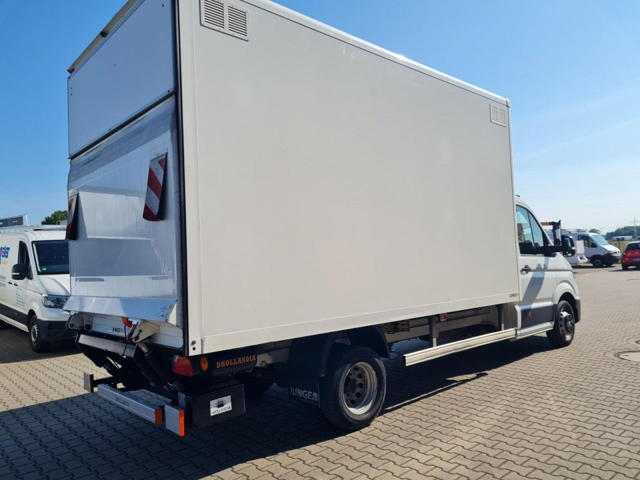 Volkswagen Crafter 50 Koffer hoch 2.0 TDI LBW KLIMA KAMERA - Carrinha de contentor: foto 4 Volkswagen Crafter 50 Koffer hoch 2.0 TDI LBW KLIMA KAMERA - Carrinha de contentor: foto 4