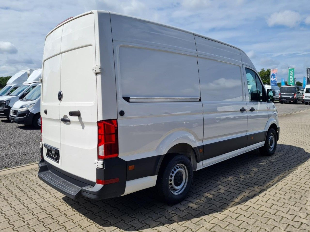Volkswagen Crafter Kasten MR L3H3 KLIMA TEMPOMAT Mod. 25 - Furgão compacto: foto 5 Volkswagen Crafter Kasten MR L3H3 KLIMA TEMPOMAT Mod. 25 - Furgão compacto: foto 5