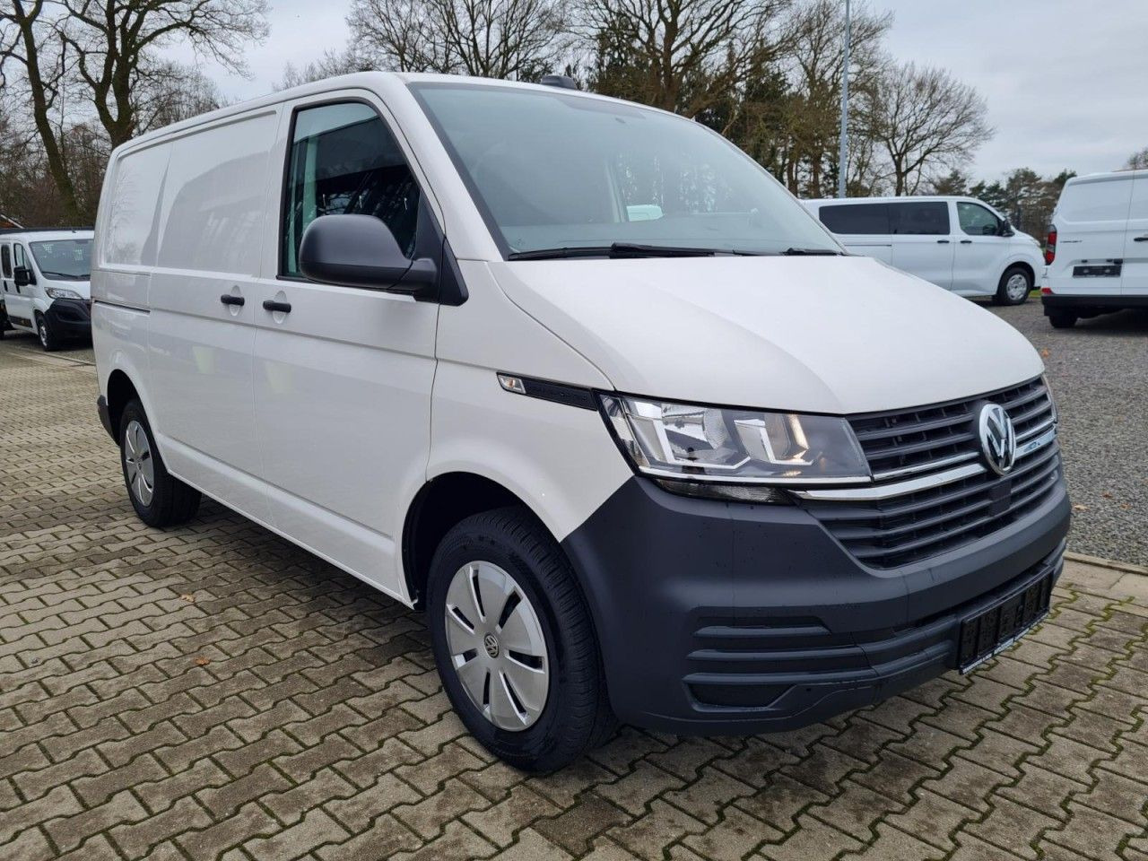 Volkswagen T6.1 Kasten L1 KR Heckklappe KAMERA KLIMA ALLWET - Furgão compacto: foto 3 Volkswagen T6.1 Kasten L1 KR Heckklappe KAMERA KLIMA ALLWET - Furgão compacto: foto 3