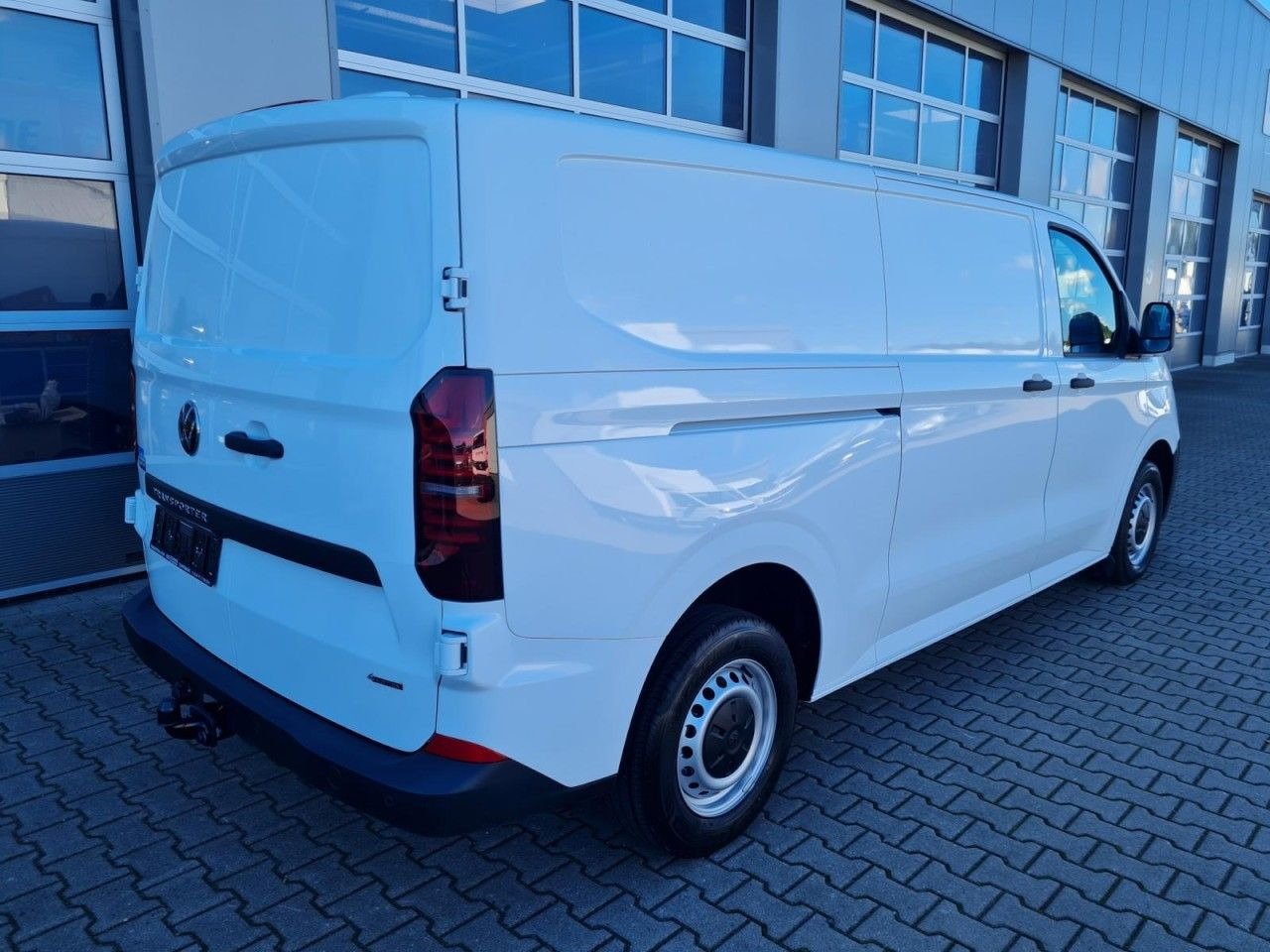 Volkswagen T7 Kasten TDI 4Motion LR L2H1 LED KAMERA TEMPOMA - Furgão compacto: foto 4 Volkswagen T7 Kasten TDI 4Motion LR L2H1 LED KAMERA TEMPOMA - Furgão compacto: foto 4