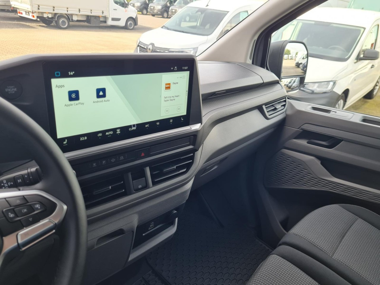 Furgão compacto Volkswagen T7 Transporter Kasten TDi AG L2 AHK KLIMA KAMERA LED: foto 12