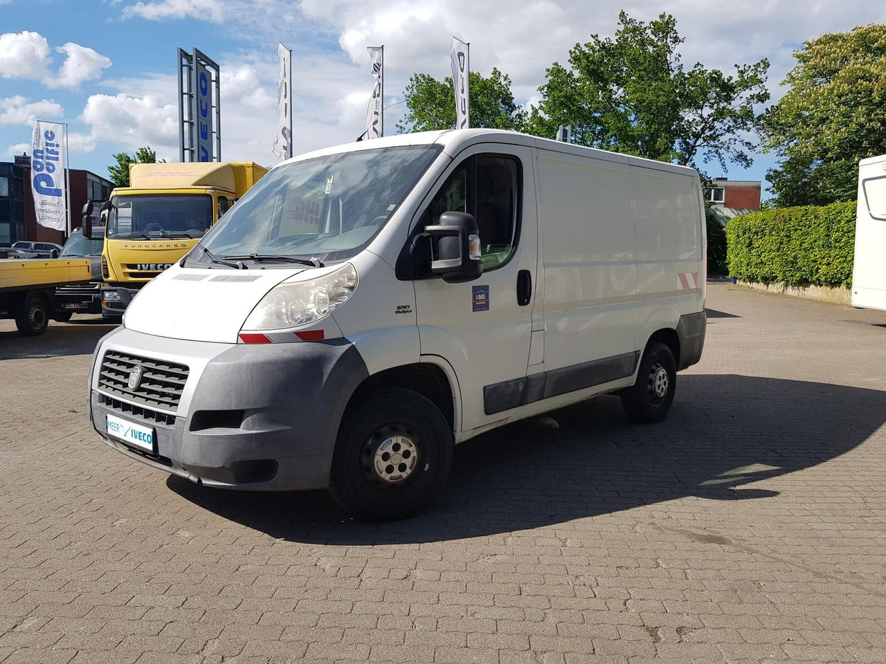 Fiat Ducato Kastenwagen 120 MULTIJET Radio+AHK 88... - Furgão compacto: foto 1 Fiat Ducato Kastenwagen 120 MULTIJET Radio+AHK 88... - Furgão compacto: foto 1