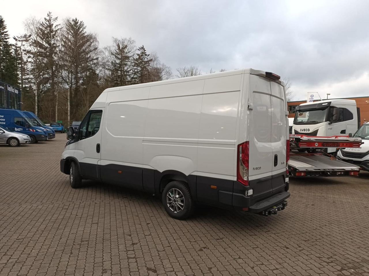 Iveco Daily 35S16A8 V 3520L - ab 0% Finanzieren - Furgão: foto 2 Iveco Daily 35S16A8 V 3520L - ab 0% Finanzieren - Furgão: foto 2