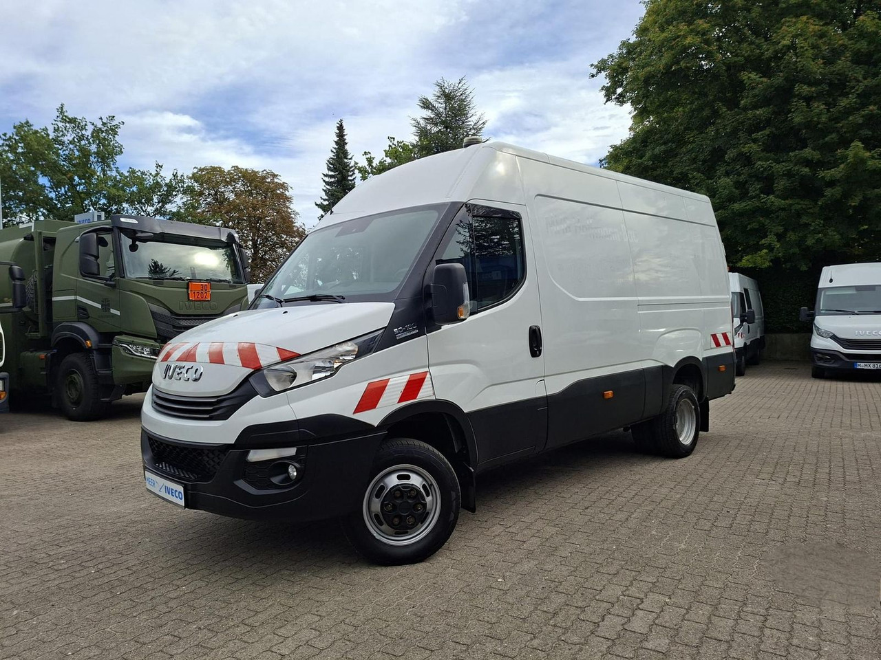 Iveco Daily 50C18HA8 V AHK, RADIO, KLIMA, 132 kW (1... - Carrinha de caixa aberta: foto 1 Iveco Daily 50C18HA8 V AHK, RADIO, KLIMA, 132 kW (1... - Carrinha de caixa aberta: foto 1