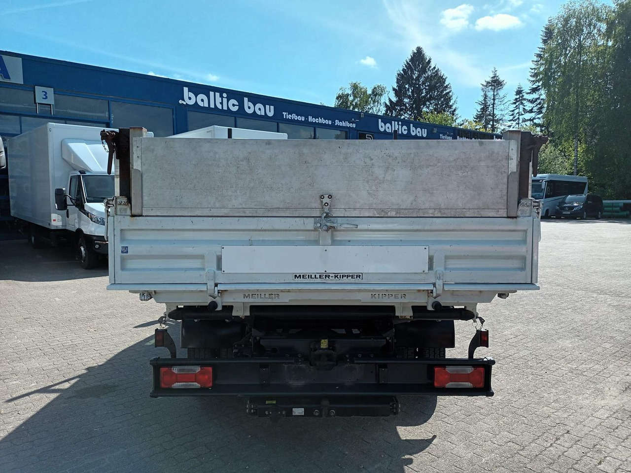 Iveco Daily 70C18H Meiler Kipper Dreiseitenkipper 1... - Carrinha basculante: foto 4 Iveco Daily 70C18H Meiler Kipper Dreiseitenkipper 1... - Carrinha basculante: foto 4