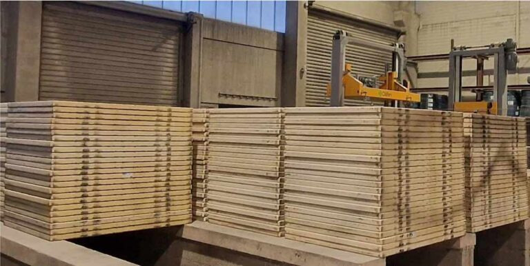 ASSYX DuroBOARD – Production boards for block production lines / Unterlagsplatten für Steinfertigungsanlage - Equipamento de betão: foto 1 ASSYX DuroBOARD – Production boards for block production lines / Unterlagsplatten für Steinfertigungsanlage - Equipamento de betão: foto 1