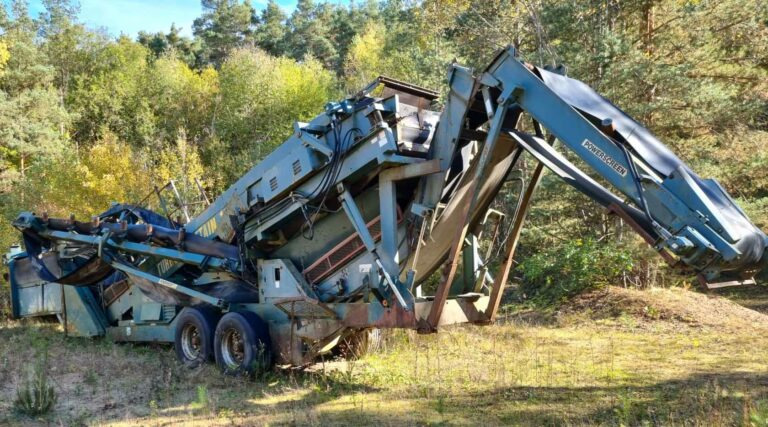 Powerscreen Turbo Chieftain 1200 – mobile screen / mobiles Sieb - Peneira vibratória: foto 1 Powerscreen Turbo Chieftain 1200 – mobile screen / mobiles Sieb - Peneira vibratória: foto 1