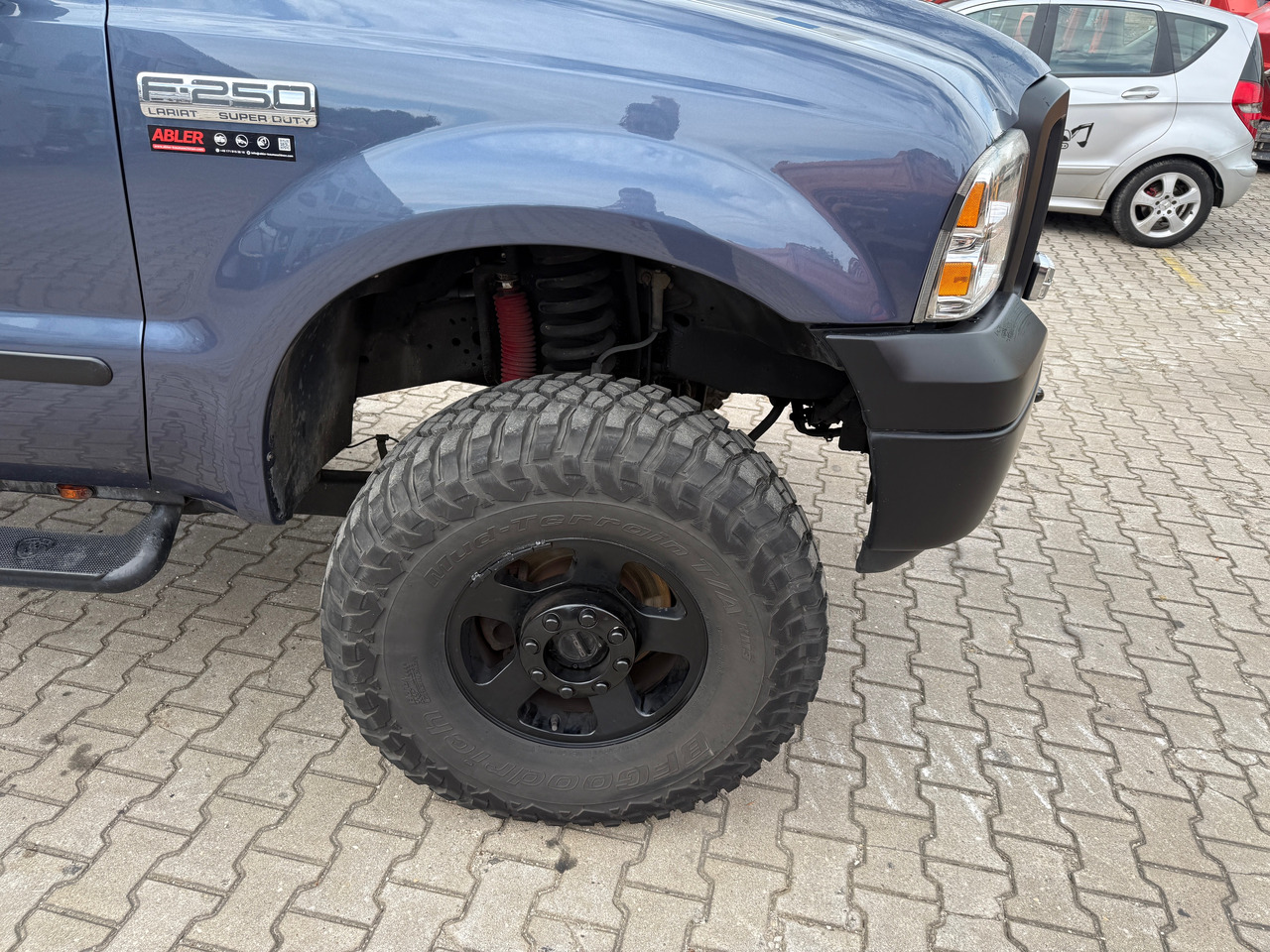 Pick-up Ford F250 Lariat Pickup Motorschaden: foto 12