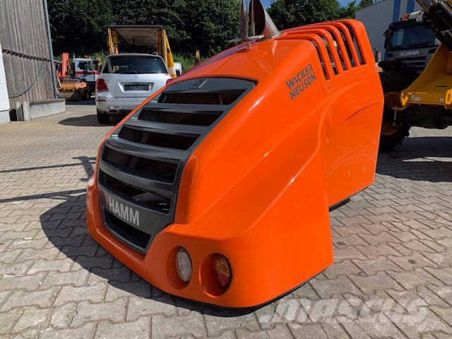 Hamm H13 H16 Motorhaube - Capô por Máquina de construção: foto 2 Hamm H13 H16 Motorhaube - Capô por Máquina de construção: foto 2
