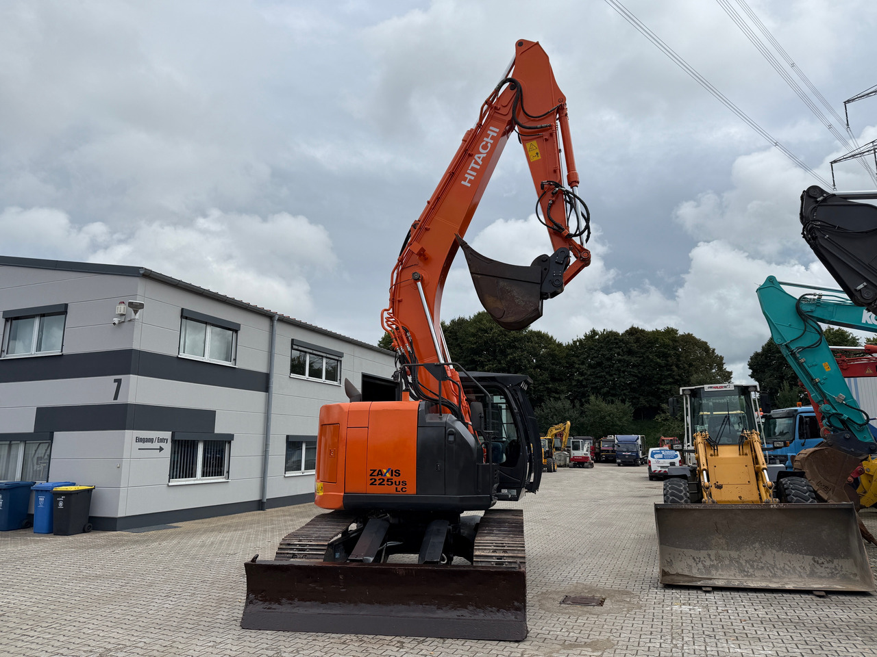 Escavadeira Hitachi ZX225 USLC-5B Kurzheck Kettenbagger: foto 6