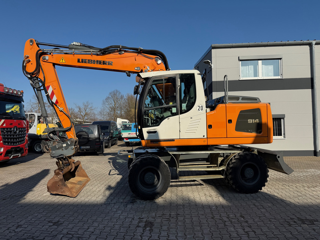 Liebherr A914 Mobilbagger OQ65 Klima - Escavadeira de rodas: foto 3 Liebherr A914 Mobilbagger OQ65 Klima - Escavadeira de rodas: foto 3