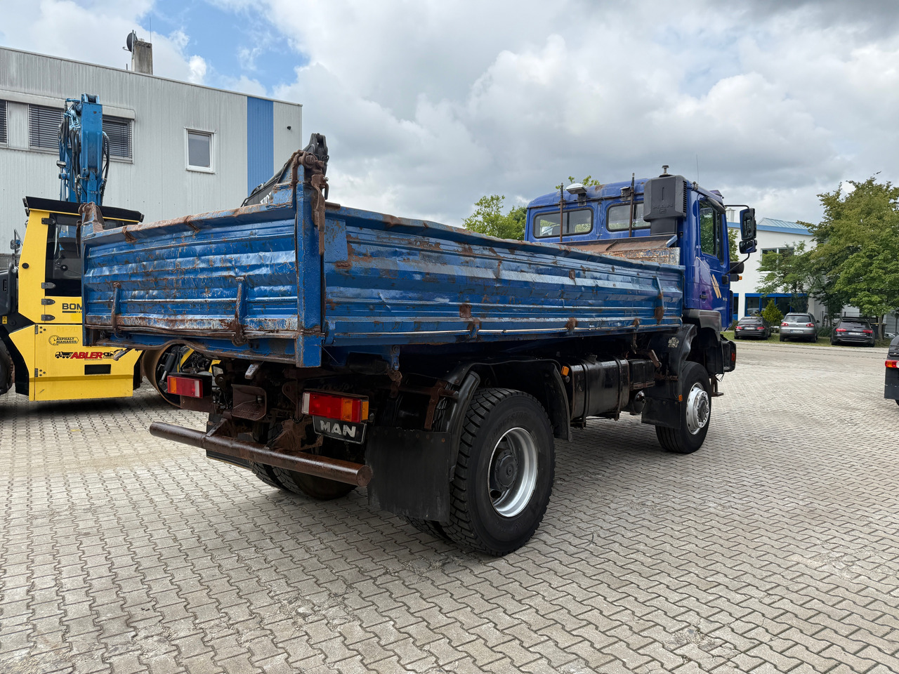 MAN 19.364 3-Seiten-Kipper Allrad Winterdienst - Camião basculante: foto 4 MAN 19.364 3-Seiten-Kipper Allrad Winterdienst - Camião basculante: foto 4