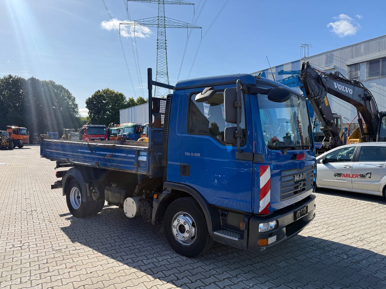 MAN TGL 8.180 3-Seiten-Kipper 2x AHK - Camião basculante: foto 3 MAN TGL 8.180 3-Seiten-Kipper 2x AHK - Camião basculante: foto 3