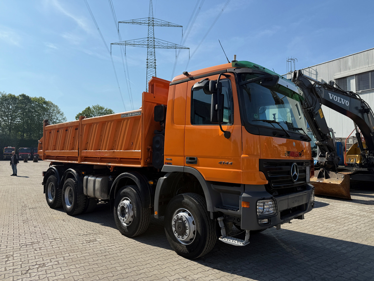 Mercedes-Benz 4144 Actros MP2 3-S.-Kipper Bordmatic Klima 8x6 - Camião basculante: foto 3 Mercedes-Benz 4144 Actros MP2 3-S.-Kipper Bordmatic Klima 8x6 - Camião basculante: foto 3