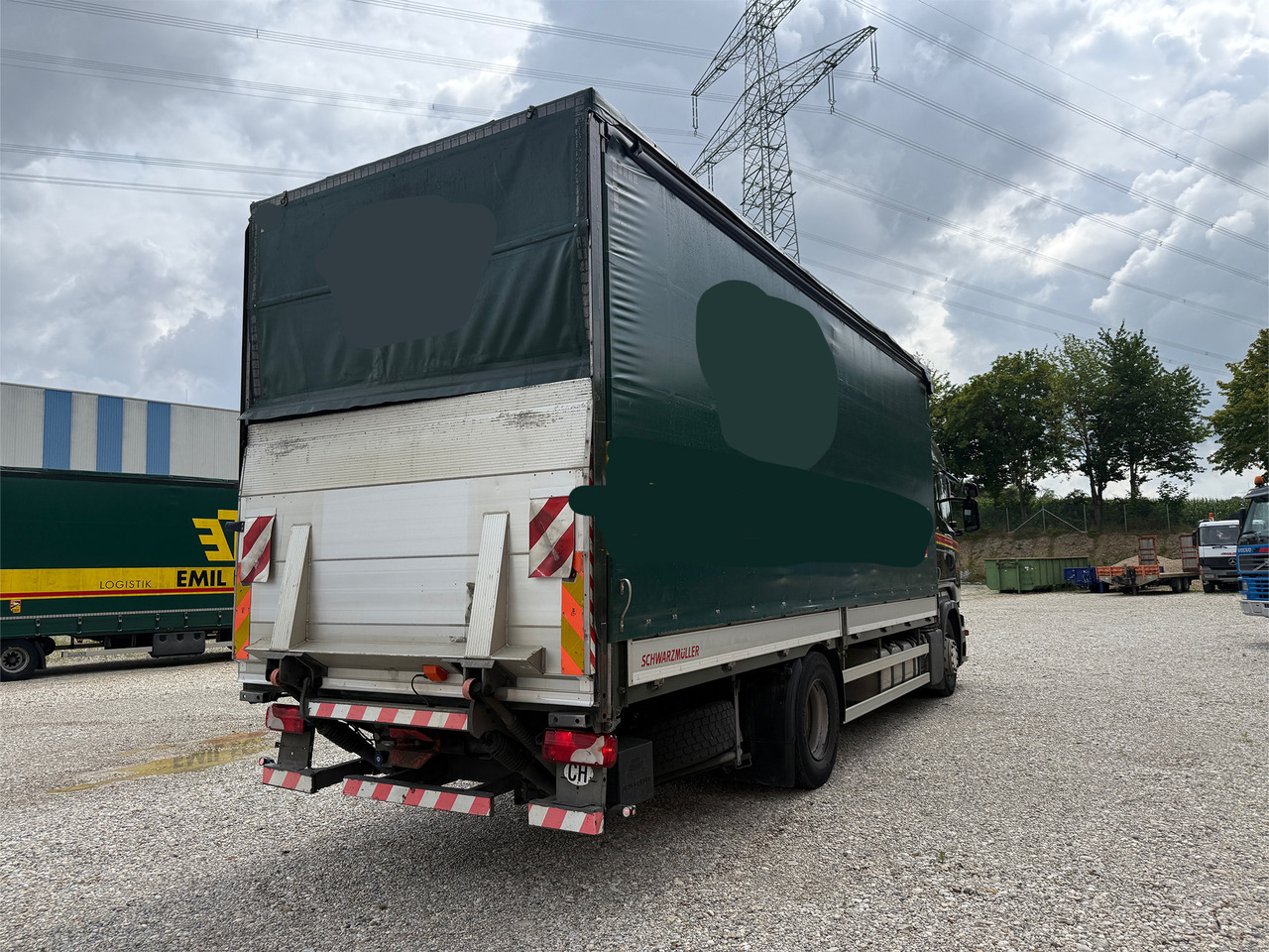 Scania R450 Gardine+Bordwand+Edscha AHK LBW - Camião de lona: foto 4 Scania R450 Gardine+Bordwand+Edscha AHK LBW - Camião de lona: foto 4