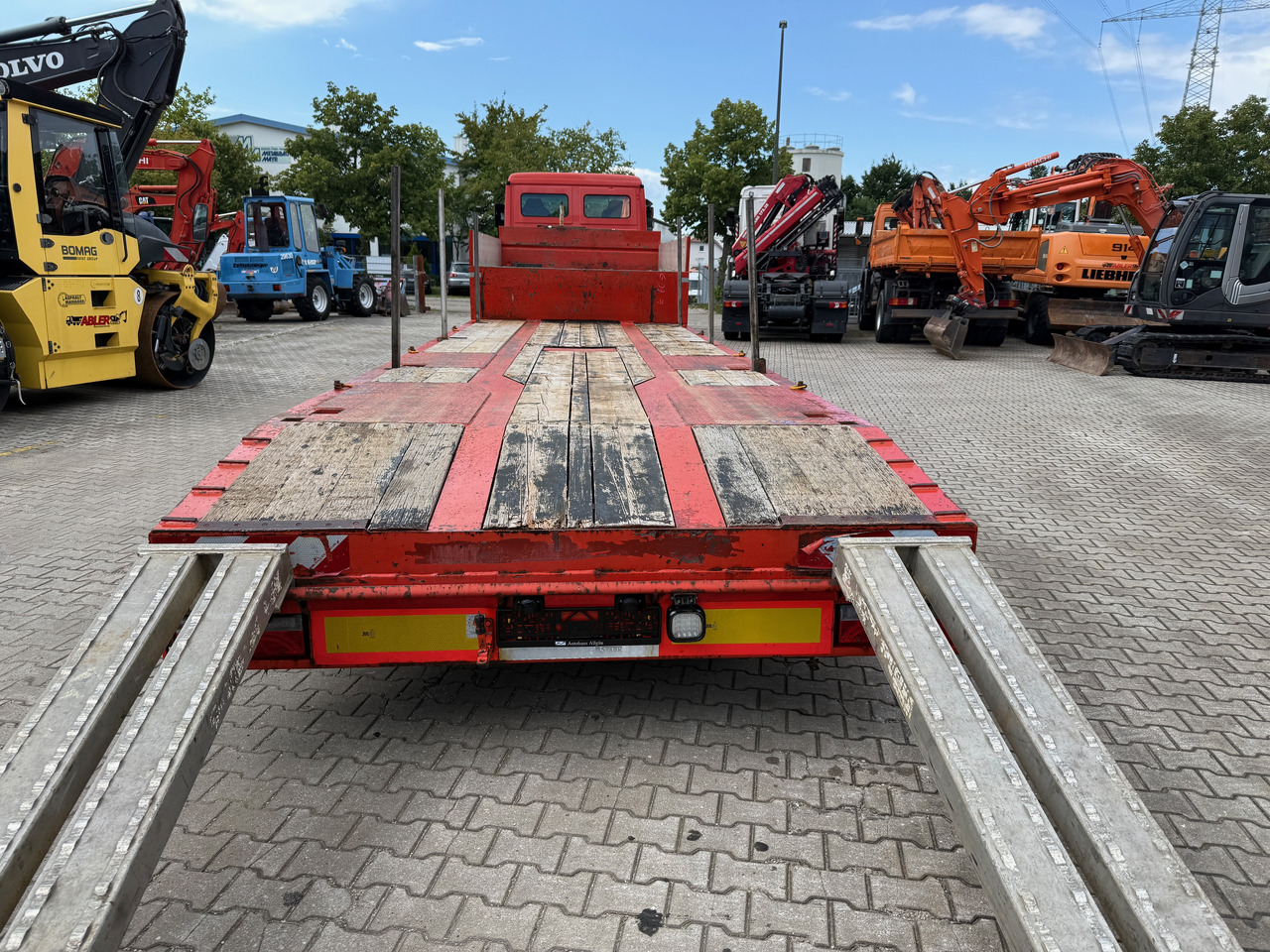 Schwarzmüller F-Serie Tieflader Nachlaufgelenkt ZS TOP - Semi-reboque baixa: foto 5 Schwarzmüller F-Serie Tieflader Nachlaufgelenkt ZS TOP - Semi-reboque baixa: foto 5