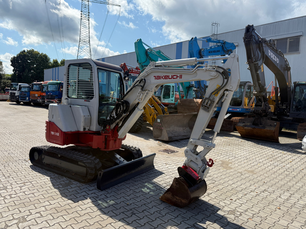 Takeuchi TB138FR Hüllkreis Minibagger Powertilt - Escavadeira: foto 3 Takeuchi TB138FR Hüllkreis Minibagger Powertilt - Escavadeira: foto 3