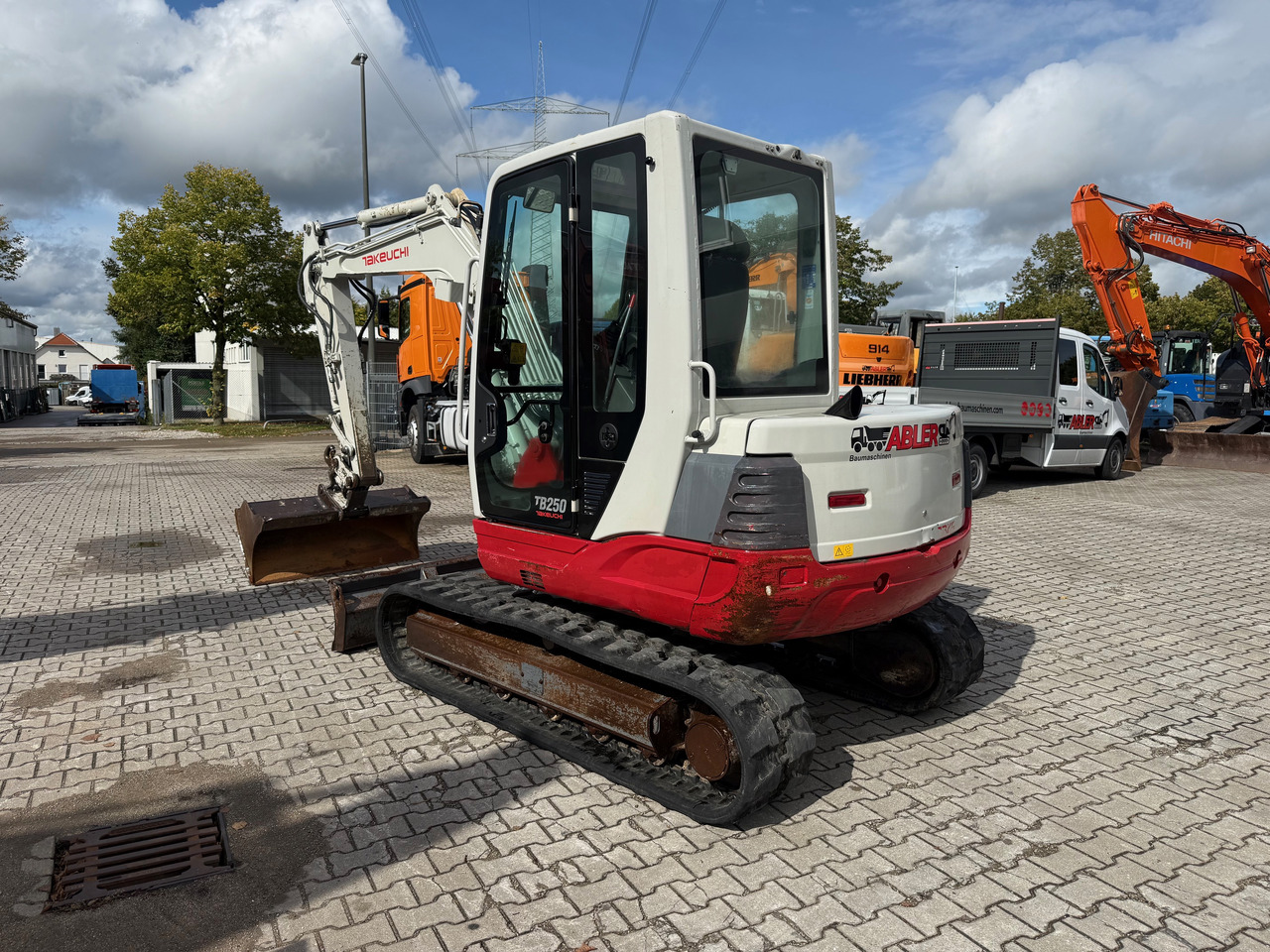 Takeuchi TB250 Minibagger Powertilt MS03 - Escavadeira: foto 4 Takeuchi TB250 Minibagger Powertilt MS03 - Escavadeira: foto 4