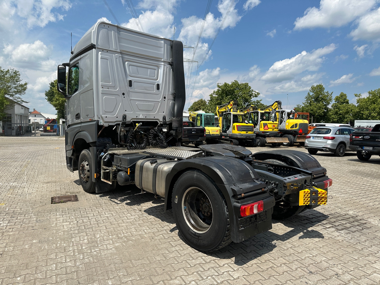Mercedes-Benz 1845 Arocs SZM Kipphydraulik Mischerantrieb - Tractor: foto 5 Mercedes-Benz 1845 Arocs SZM Kipphydraulik Mischerantrieb - Tractor: foto 5