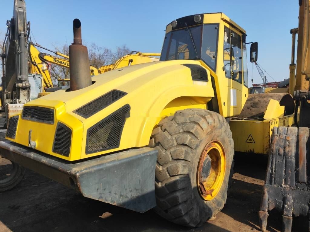 BOMAG BW 226 D H-4 - Compactador: foto 3 BOMAG BW 226 D H-4 - Compactador: foto 3