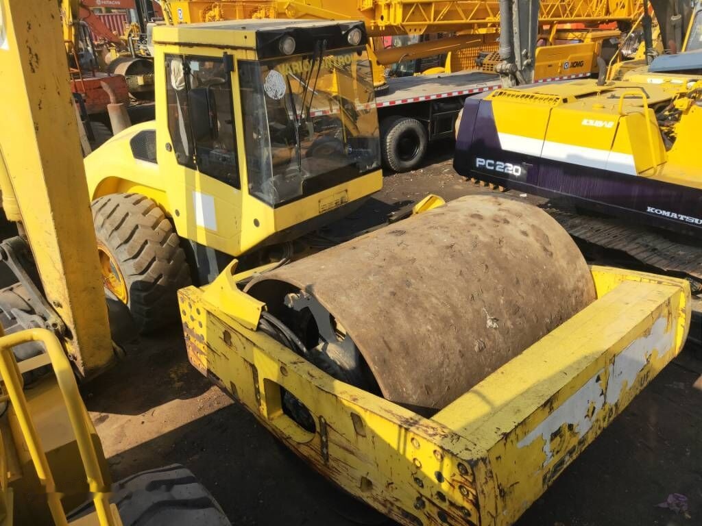 BOMAG BW 226 D H-4 - Compactador: foto 1 BOMAG BW 226 D H-4 - Compactador: foto 1