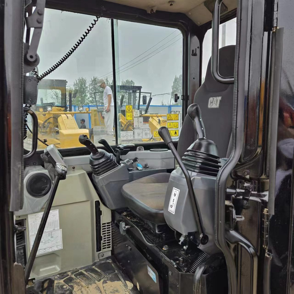 Mini escavadeira CATERPILLAR 303.5E2: foto 8 Mini escavadeira CATERPILLAR 303.5E2: foto 8