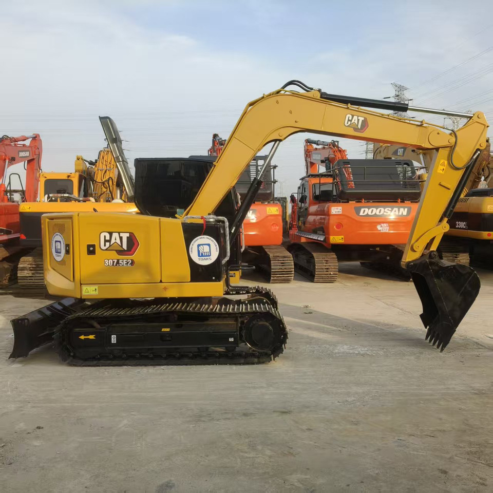 CATERPILLAR 307.5 - Mini escavadeira: foto 1 CATERPILLAR 307.5 - Mini escavadeira: foto 1