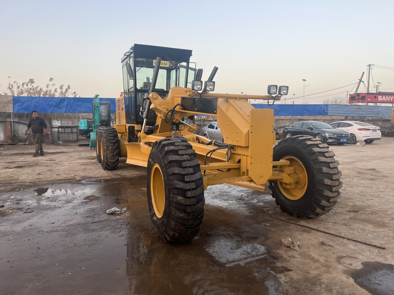 Motoniveladora Caterpillar 140H: foto 7
