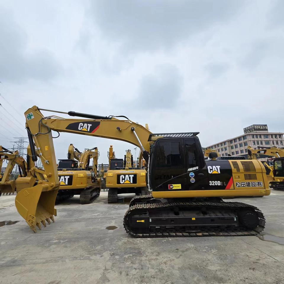 Caterpillar 320D2L - Escavadora de rastos: foto 1 Caterpillar 320D2L - Escavadora de rastos: foto 1