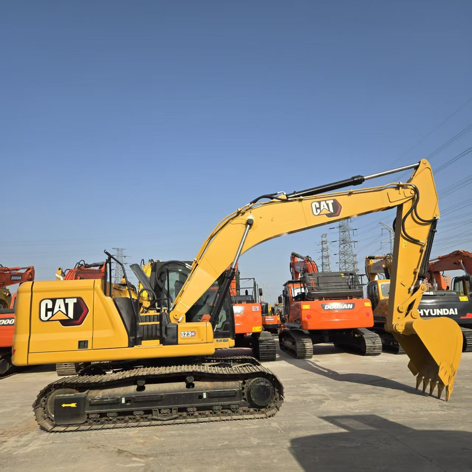 Caterpillar 323GC - Escavadora de rastos: foto 1 Caterpillar 323GC - Escavadora de rastos: foto 1