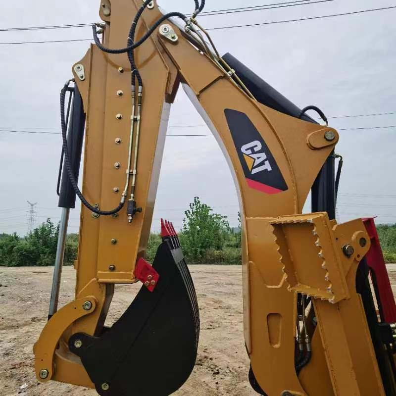 Caterpillar 420F2 - Retroescavadeira: foto 5 Caterpillar 420F2 - Retroescavadeira: foto 5