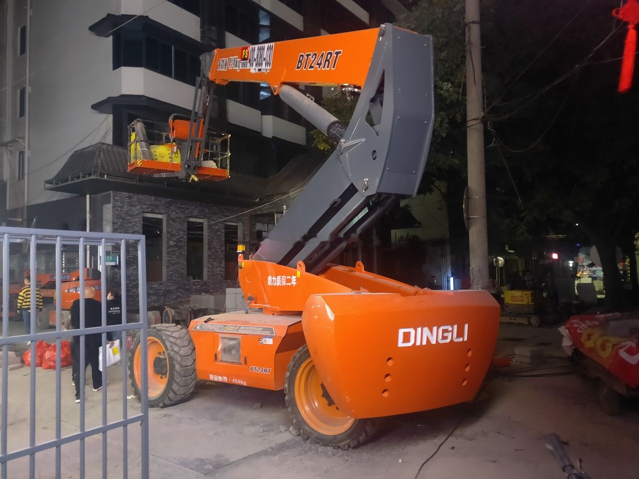 Dingli BT24RT - Plataforma telescópica: foto 1 Dingli BT24RT - Plataforma telescópica: foto 1