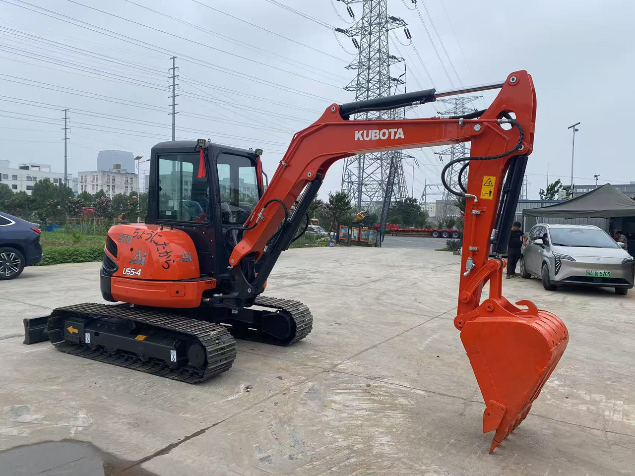 KUBOTA U55 - Mini escavadeira: foto 4 KUBOTA U55 - Mini escavadeira: foto 4