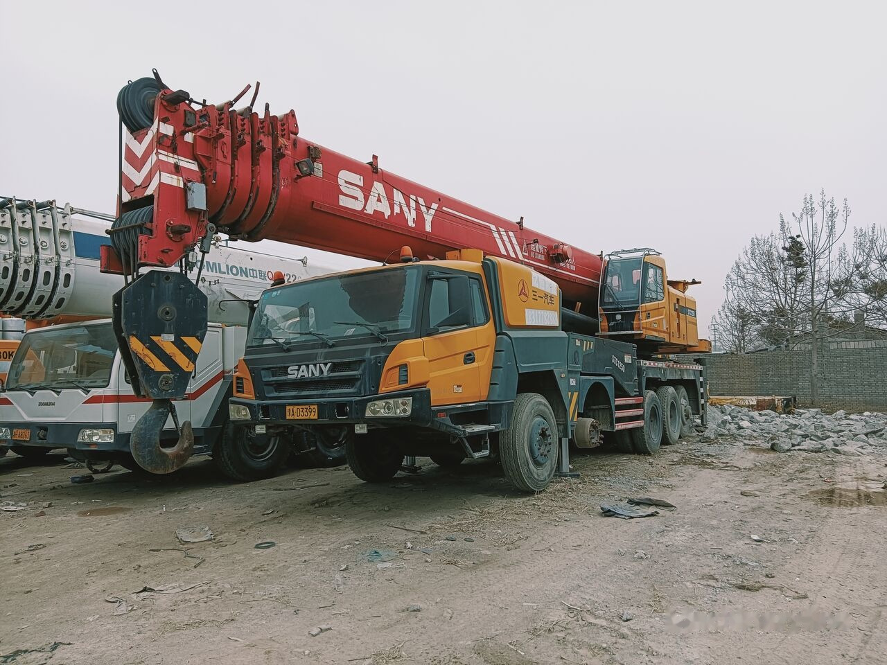 Sany STC1250 - Grua móvel: foto 2 Sany STC1250 - Grua móvel: foto 2
