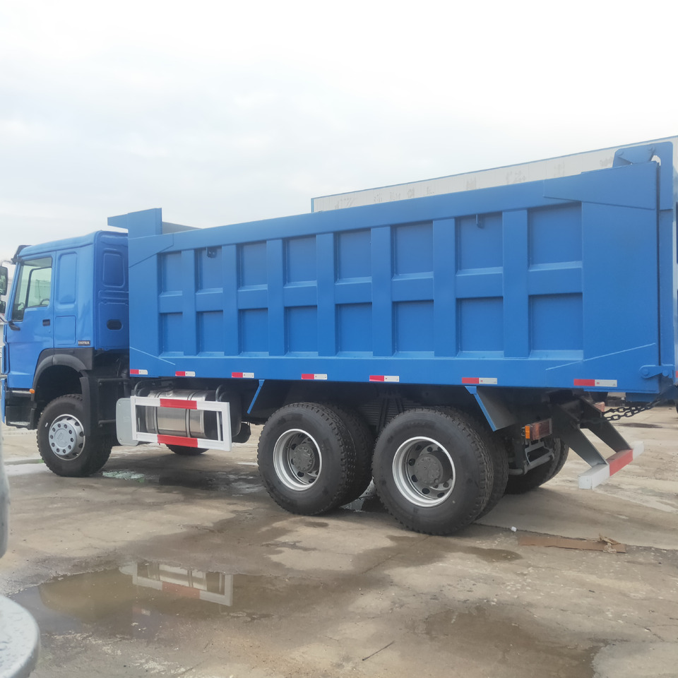 Camião basculante Sinotruk HOWO 371 6*4 Dump truck: foto 9