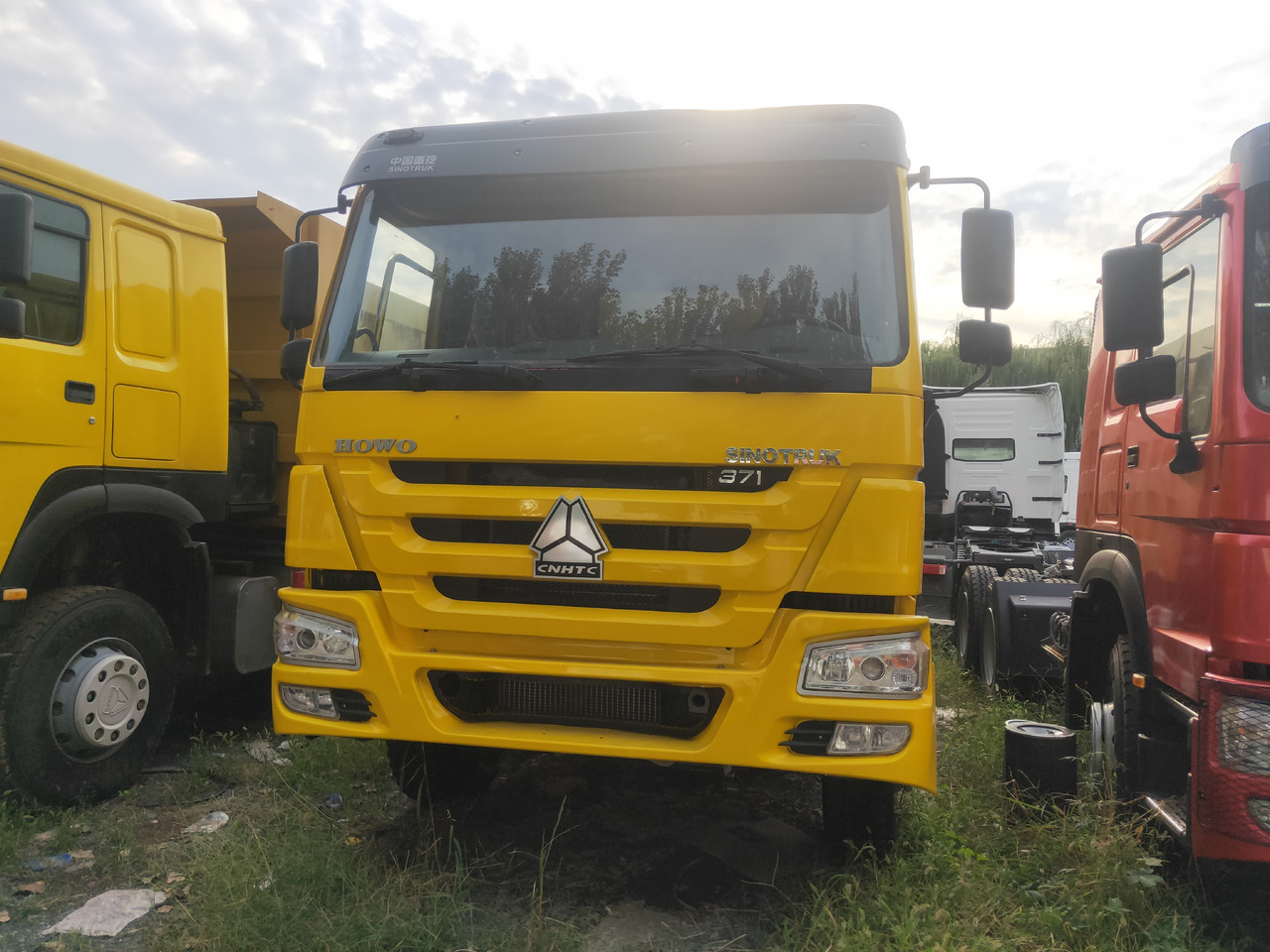 Camião basculante Sinotruk HOWO 371 6*4 Dump truck: foto 12