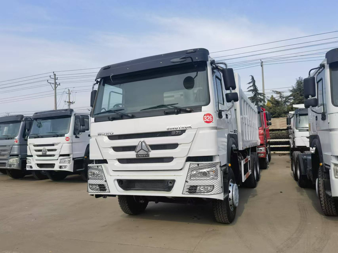 Sinotruk HOWO 371 6*4 Dump truck(Right rudder) - Camião basculante: foto 3 Sinotruk HOWO 371 6*4 Dump truck(Right rudder) - Camião basculante: foto 3
