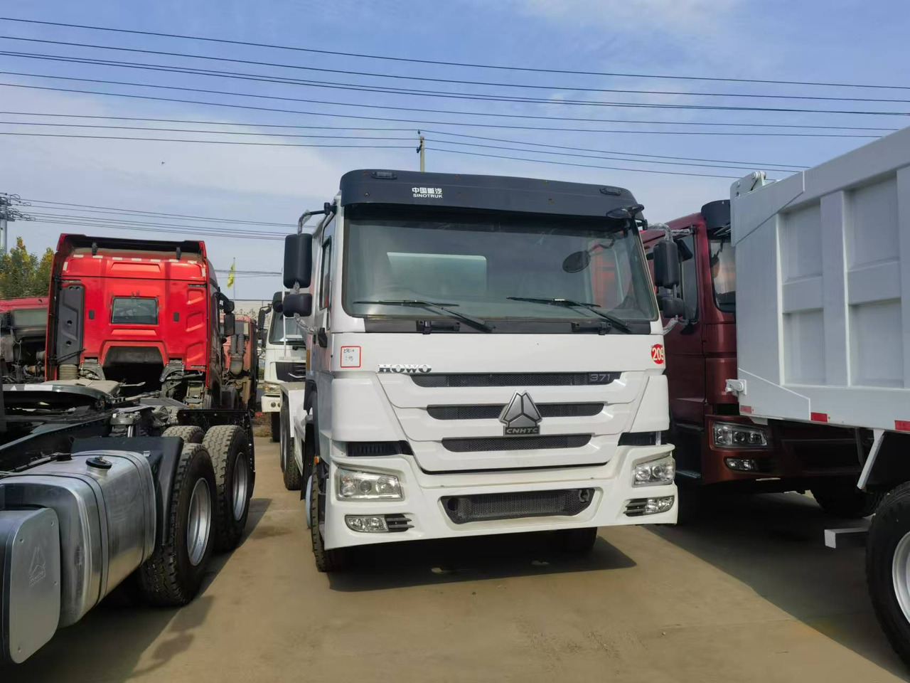 Sinotruk HOWO 371 Concrete mixer truck - Camião betoneira: foto 5 Sinotruk HOWO 371 Concrete mixer truck - Camião betoneira: foto 5