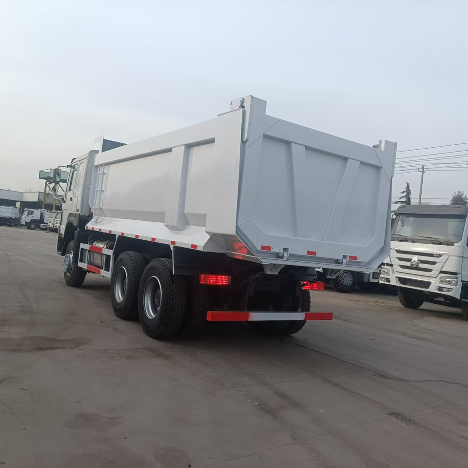 Sinotruk HOWO 371 Dump truck - Camião basculante: foto 4 Sinotruk HOWO 371 Dump truck - Camião basculante: foto 4