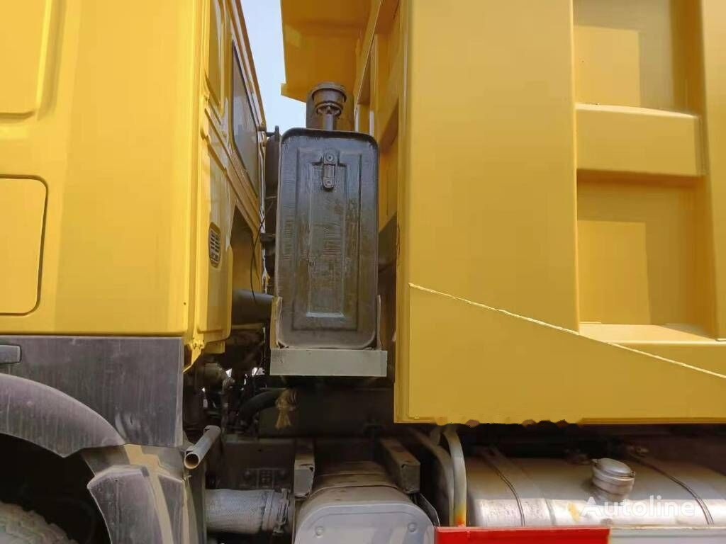 Sinotruk HOWO 6*4 Dump truck - Camião basculante: foto 2 Sinotruk HOWO 6*4 Dump truck - Camião basculante: foto 2