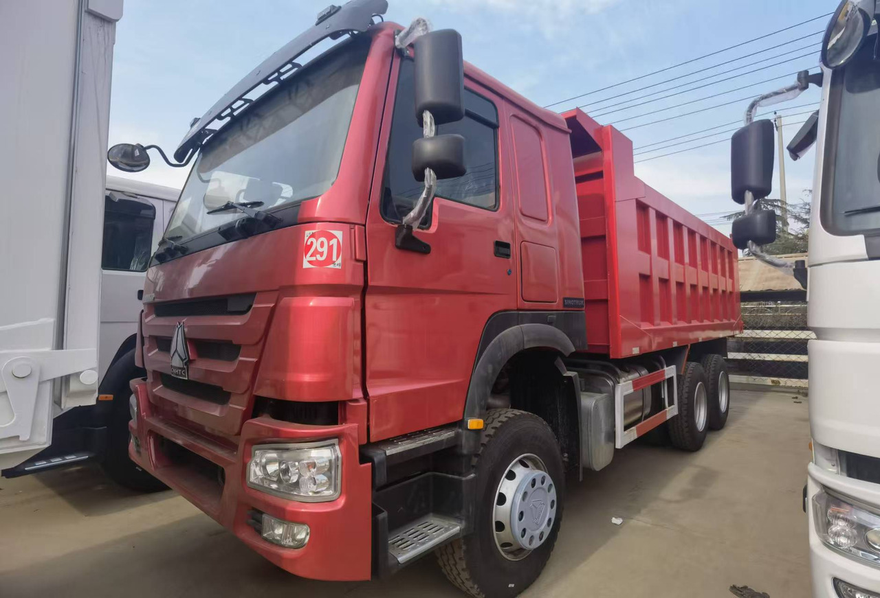 Sinotruk HOWO 6*4 Dump truck - Camião basculante: foto 4 Sinotruk HOWO 6*4 Dump truck - Camião basculante: foto 4