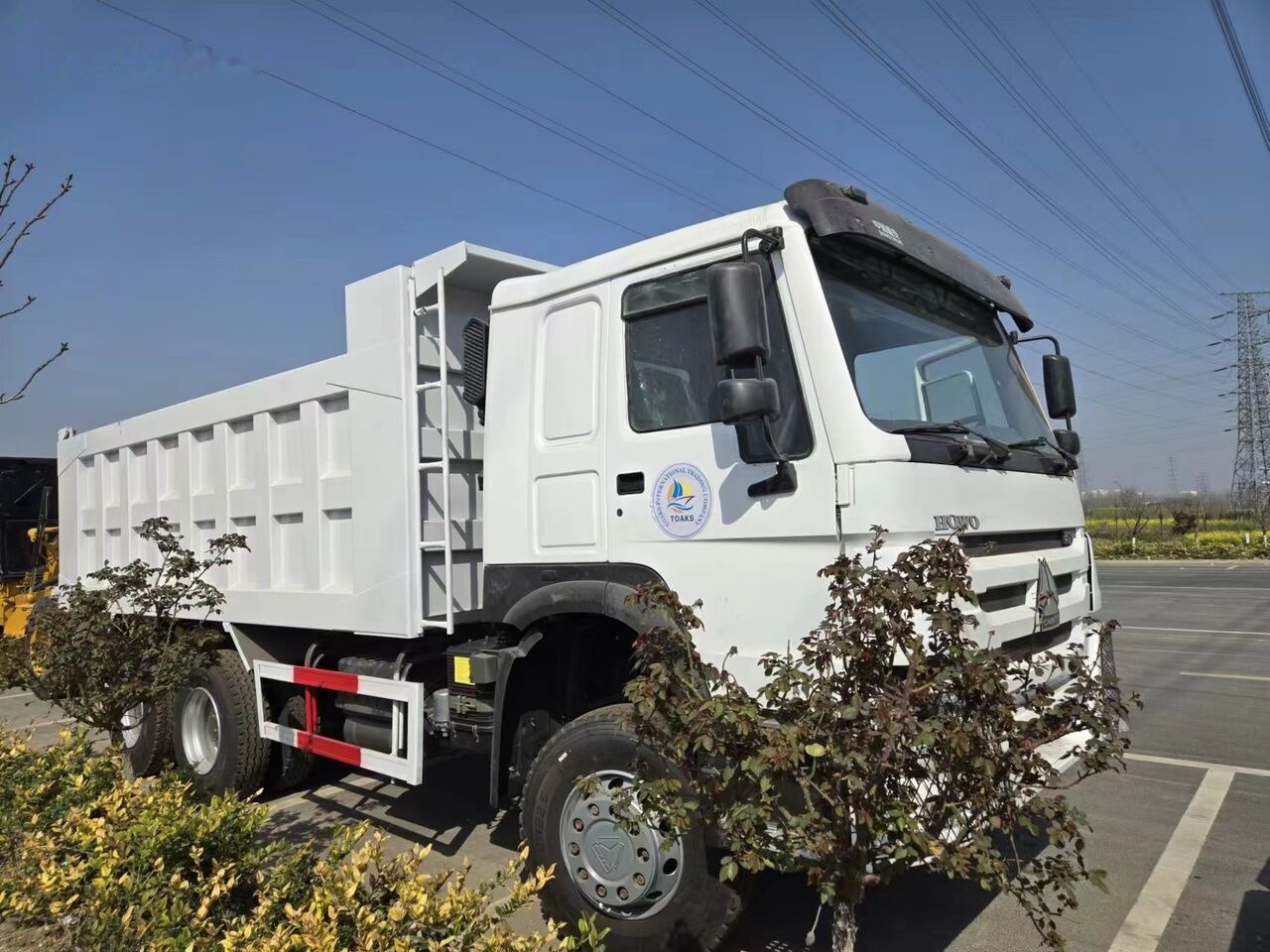 Camião basculante Sinotruk HOWO 6*4 Dump truck: foto 6