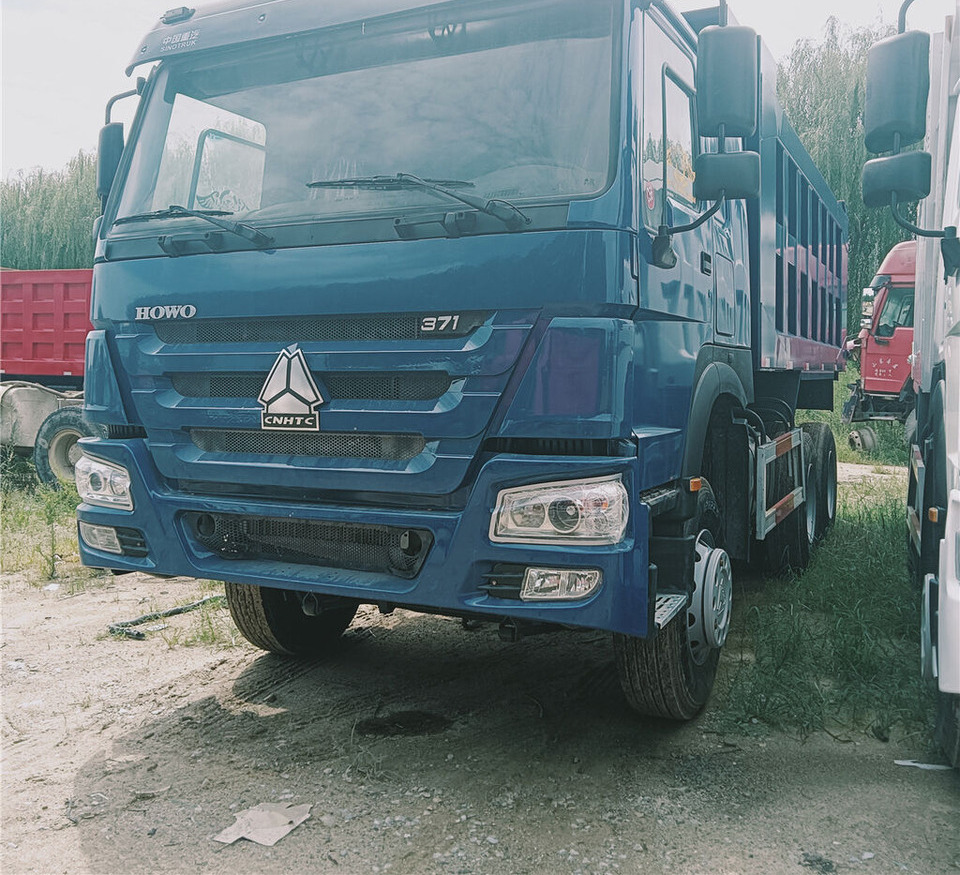Sinotruk HOWO 6*4 Dump truck - Camião basculante: foto 1 Sinotruk HOWO 6*4 Dump truck - Camião basculante: foto 1