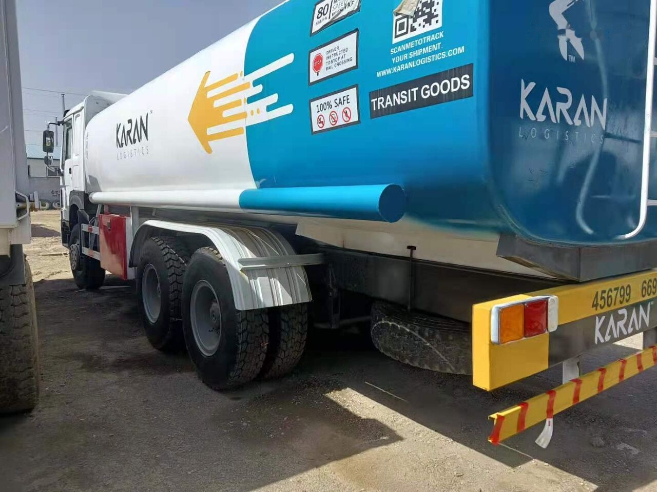 Sinotruk HOWO 6*4 Fuel Tank Truck - Caminhão tanque: foto 4 Sinotruk HOWO 6*4 Fuel Tank Truck - Caminhão tanque: foto 4