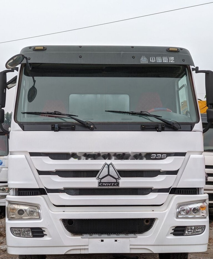 Sinotruk HOWO 8*4 Fence Truck - Camião de caixa aberta/ Plataforma: foto 3 Sinotruk HOWO 8*4 Fence Truck - Camião de caixa aberta/ Plataforma: foto 3