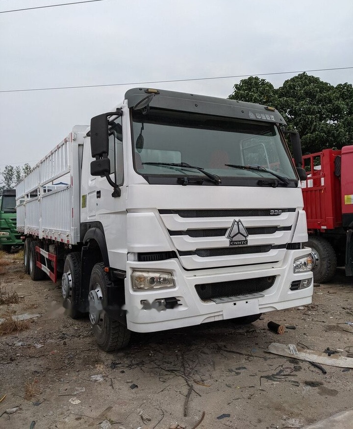 Sinotruk HOWO 8*4 Fence Truck - Camião de caixa aberta/ Plataforma: foto 1 Sinotruk HOWO 8*4 Fence Truck - Camião de caixa aberta/ Plataforma: foto 1