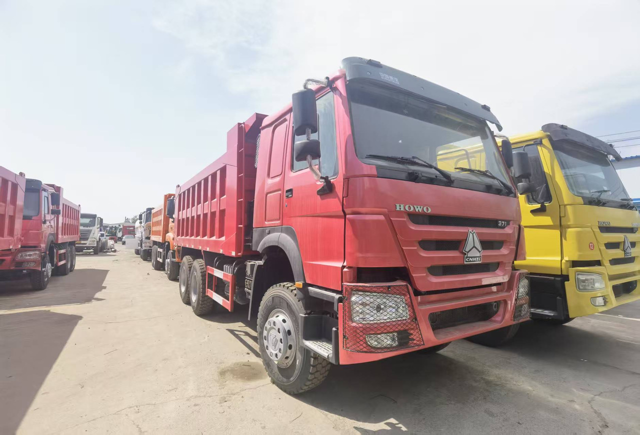 Sinotruk HOWO371Dump truck - Camião basculante: foto 3 Sinotruk HOWO371Dump truck - Camião basculante: foto 3