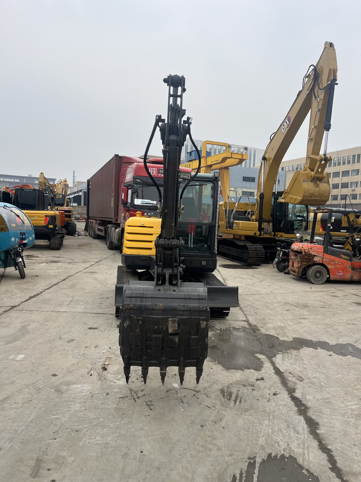 VOLVO EC60C - Mini escavadeira: foto 4 VOLVO EC60C - Mini escavadeira: foto 4