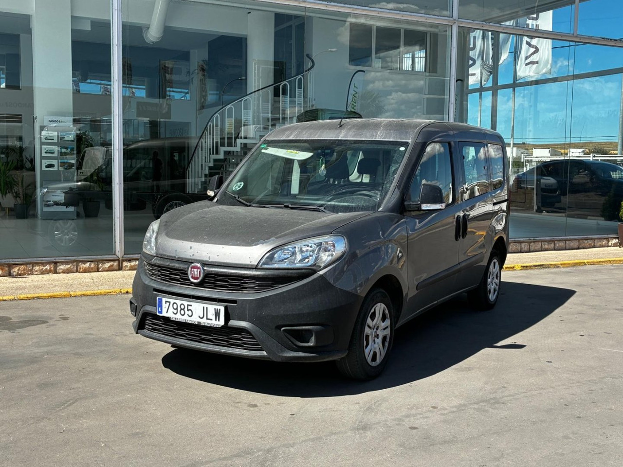 Furgón Fiat Dobló 5 plazas - Furgão: foto 1 Furgón Fiat Dobló 5 plazas - Furgão: foto 1