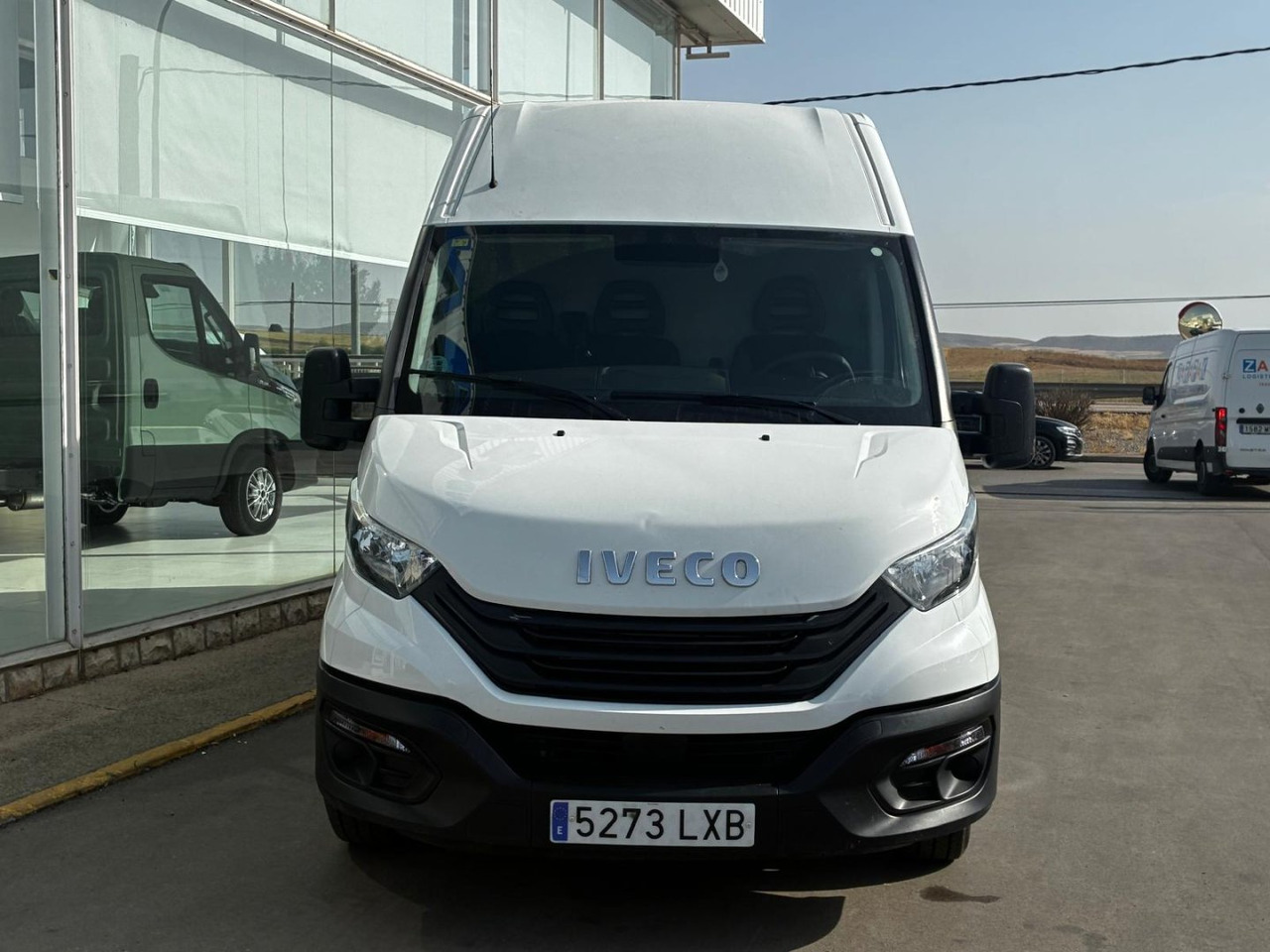 Furgón IVECO 35S16 V 12m3 - Furgão: foto 2 Furgón IVECO 35S16 V 12m3 - Furgão: foto 2